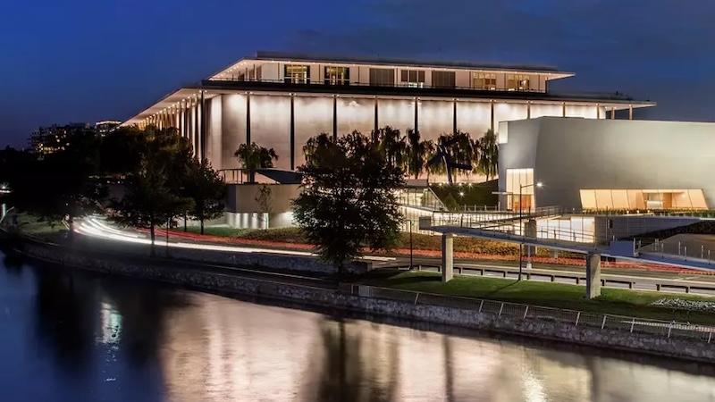 Could Closing the Kennedy Center Sink the National Symphony Orchestra?